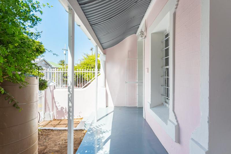 To Let 1 Bedroom Property for Rent in Observatory Western Cape